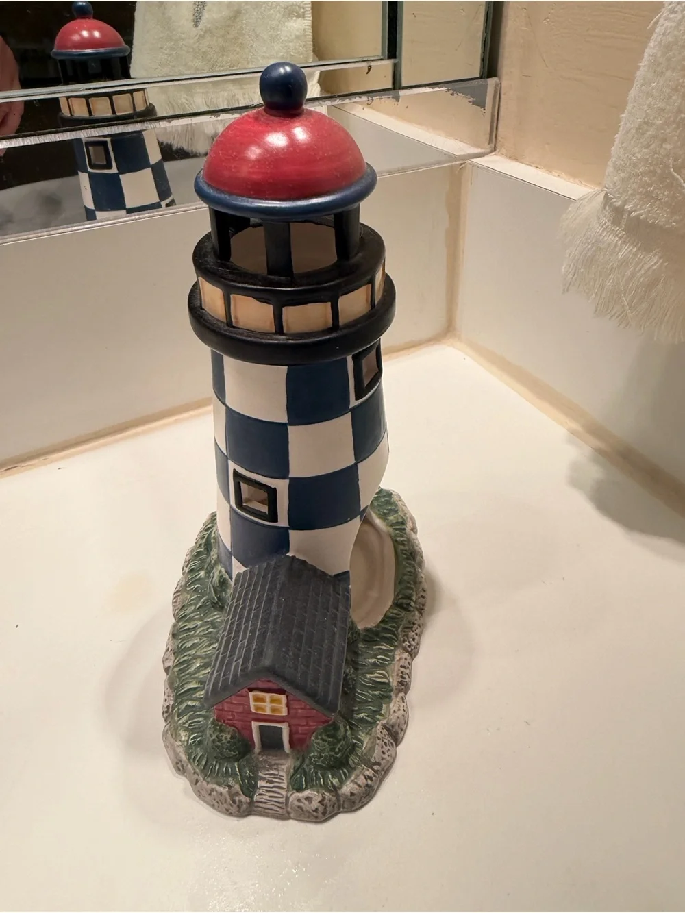 Yankee Candle ceramic lighthouse